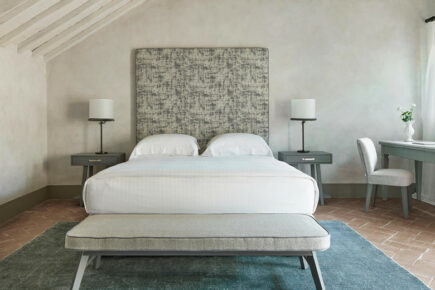 Estate Room