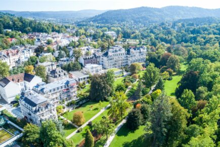 Review - We Check in to Villa Stephanie, Baden Baden, Germany