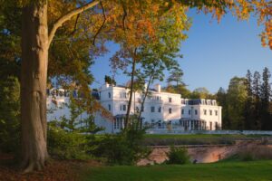 Review - Lynn Hyland Checks in to Coworth Park