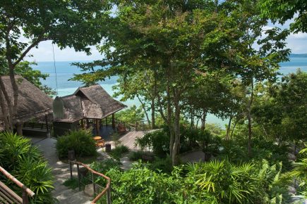 Amanda Byram Checks in to Kamalaya and Discovers a Game Changing Retreat