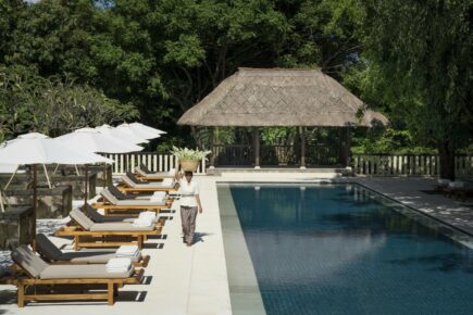 Review - We Check in to REVĪVŌ Wellness Resort, Bali