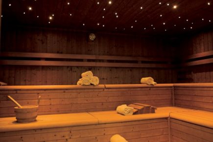 “Aufguss” The Hottest New Sauna Ritual Arrives at a Henri Chenot Wellness SPA