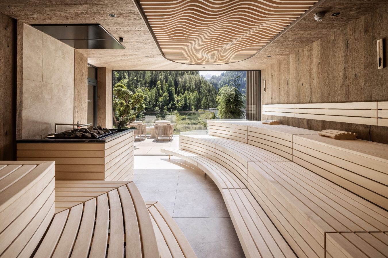 Austria's Hotel Lürzerhof Unveils Spectacular Rooftop Wellness Sanctuary Following €10 Million Transformation