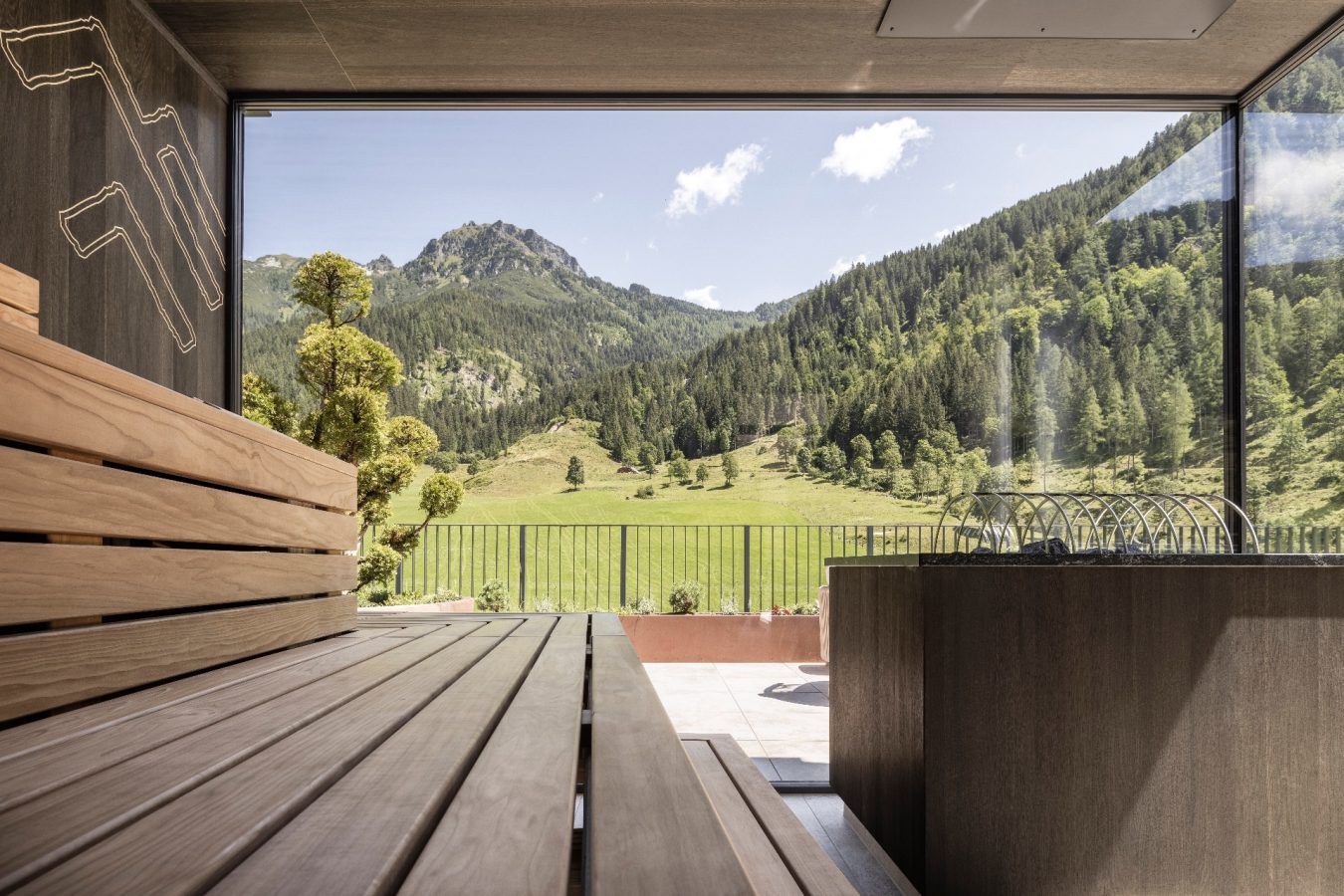 Austria's Hotel Lürzerhof Unveils Spectacular Rooftop Wellness Sanctuary Following €10 Million Transformation
