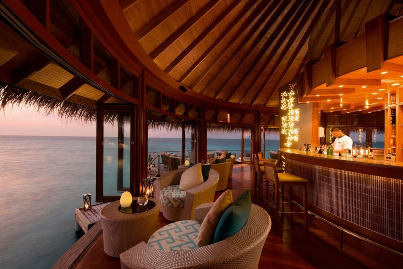 Review - Mimi Spencer Checks in to Constance Halaveli, Maldives