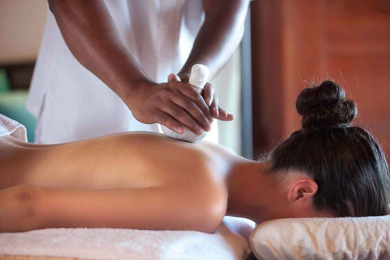 Review - Mimi Spencer Checks in to Constance Halaveli, Maldives