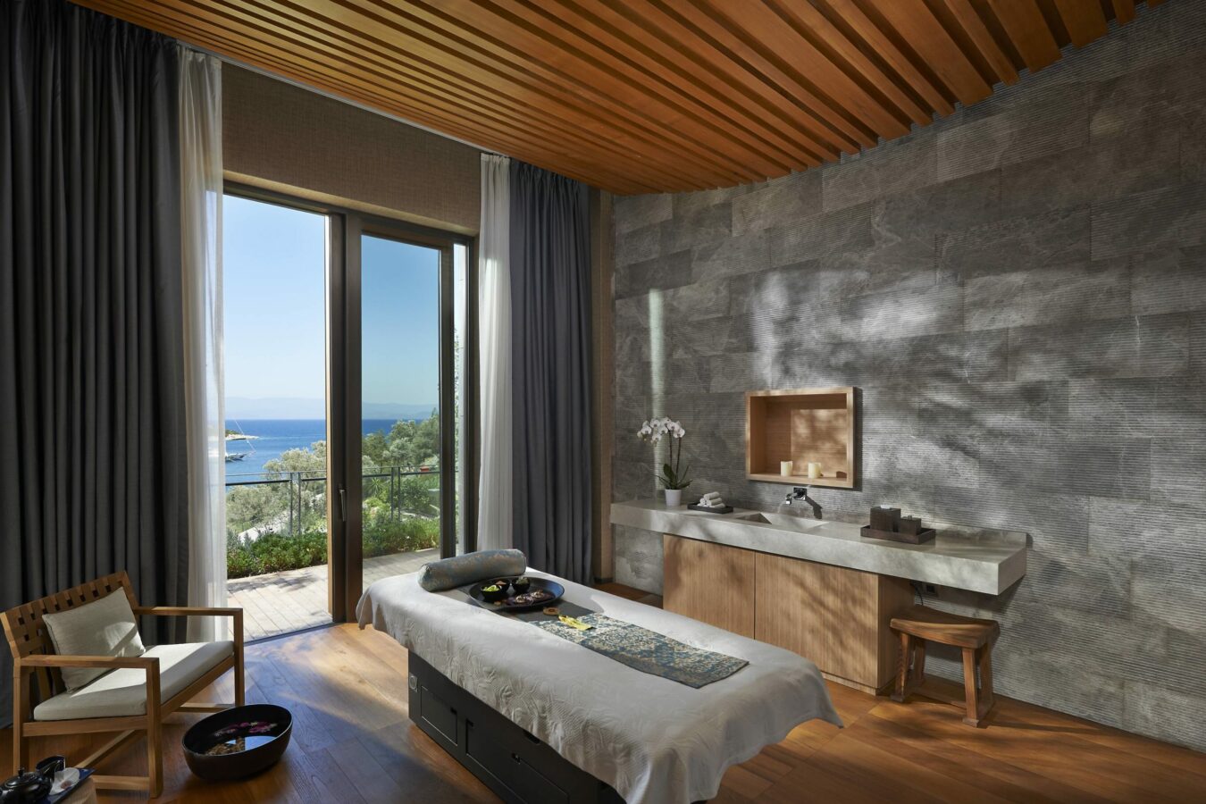 Review - We Check in to Mandarin Oriental Bodrum, Turkey
