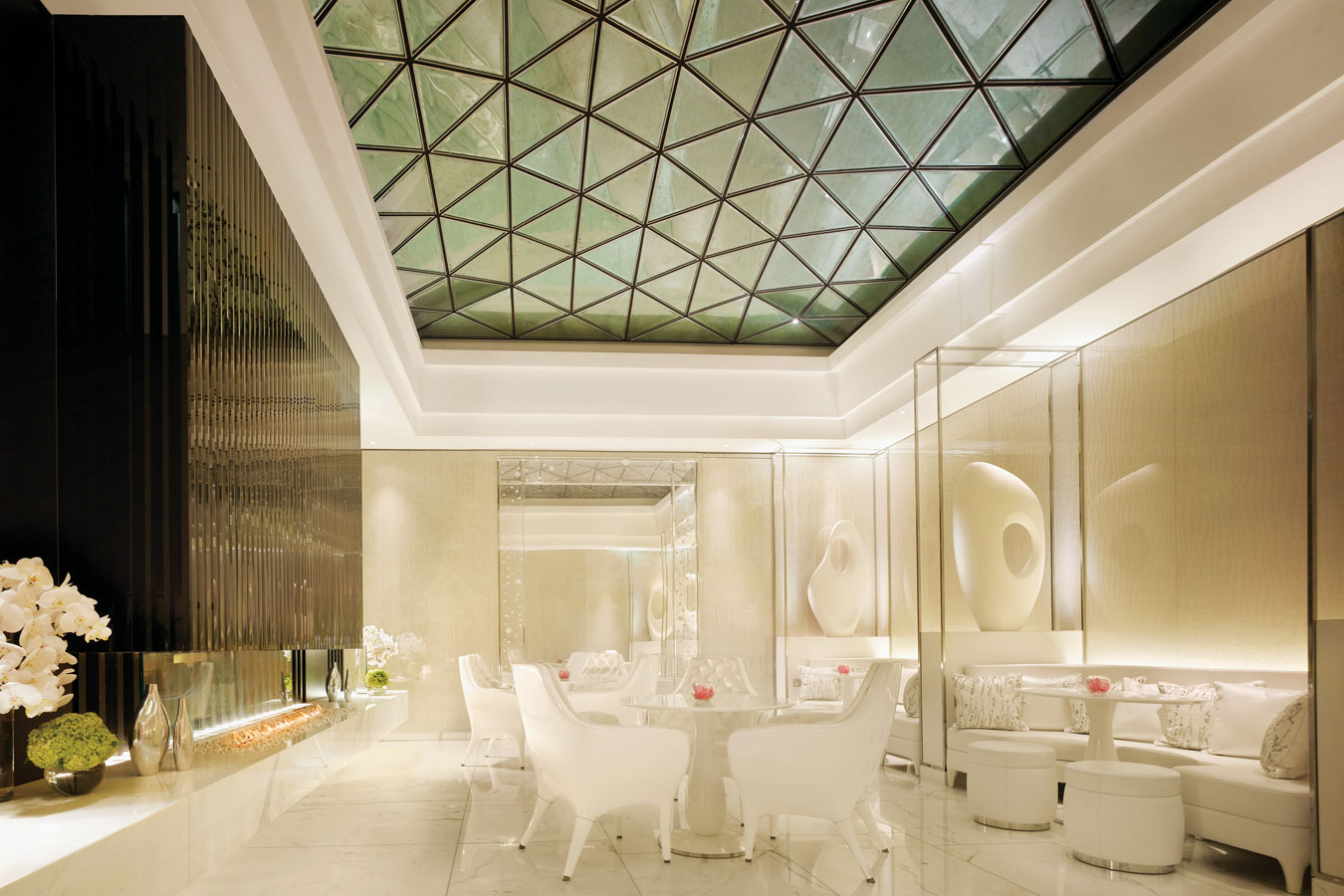 Espa Life at Corinthia Launches a Natural Facelift Facial With Extraordinary Results