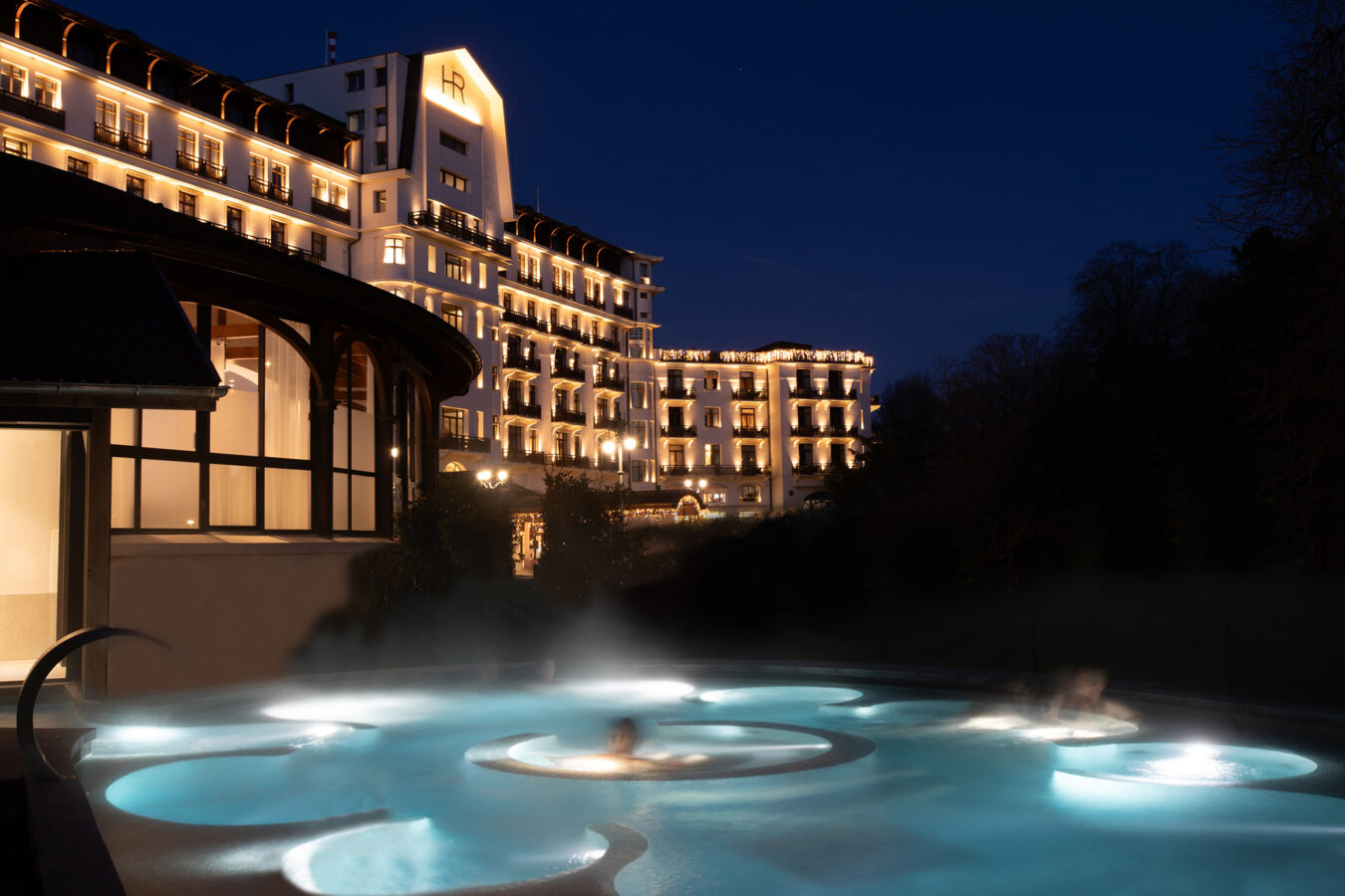Review - We Check in to Hotel Royal & evianSPA at Evian Resort