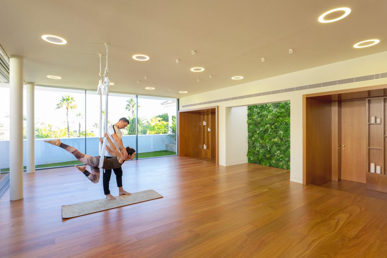 Luxury Resort Vila Vita Parc Launches Elite Fitness Retreats Hosted by Leading Wellness Gurus
