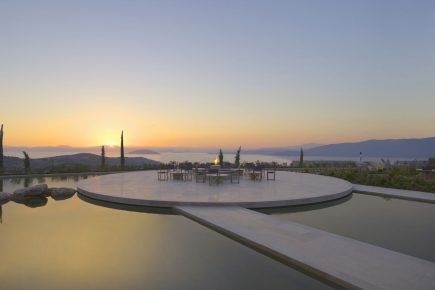 Amanzoe